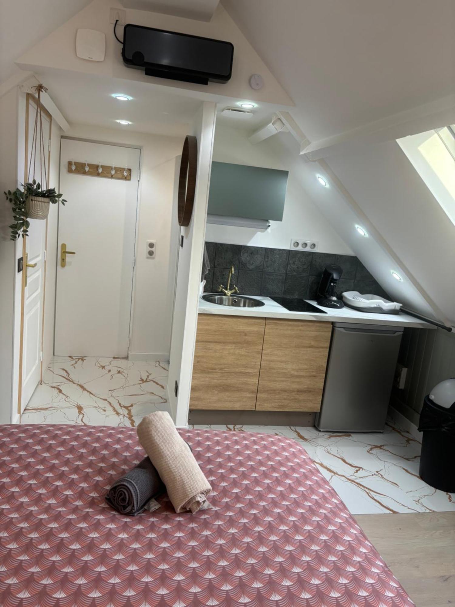 Just Cozy Villeneuve Dascq Екстериор снимка